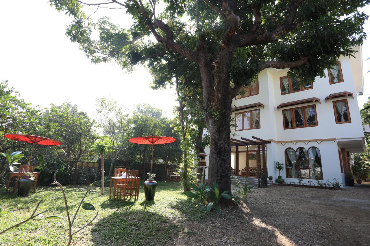 Mango Hill Inn Yangón Exterior foto